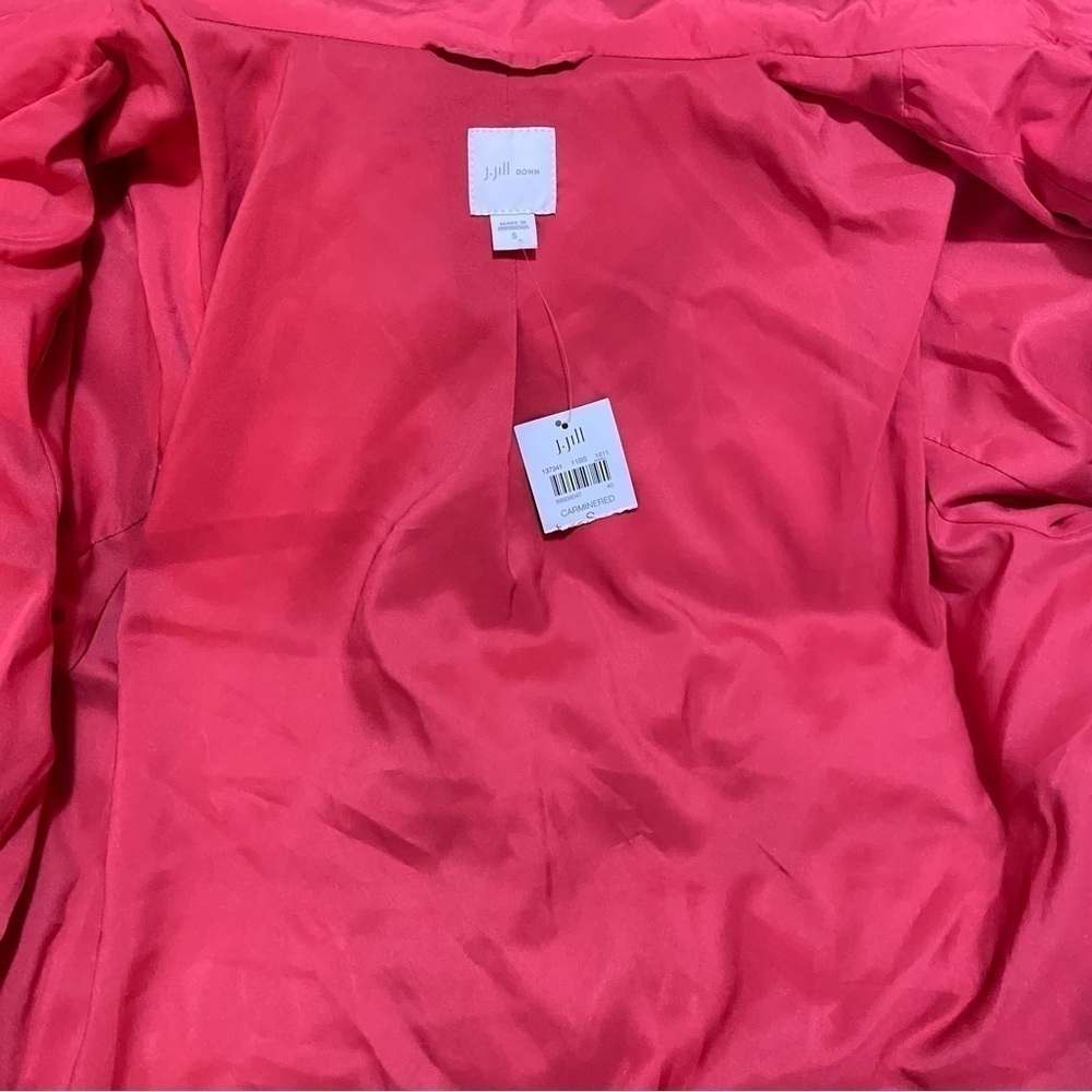 J. Jill Down Puffer coat in Carmine Red. Snap front closure Size Small - Picture 12 of 14